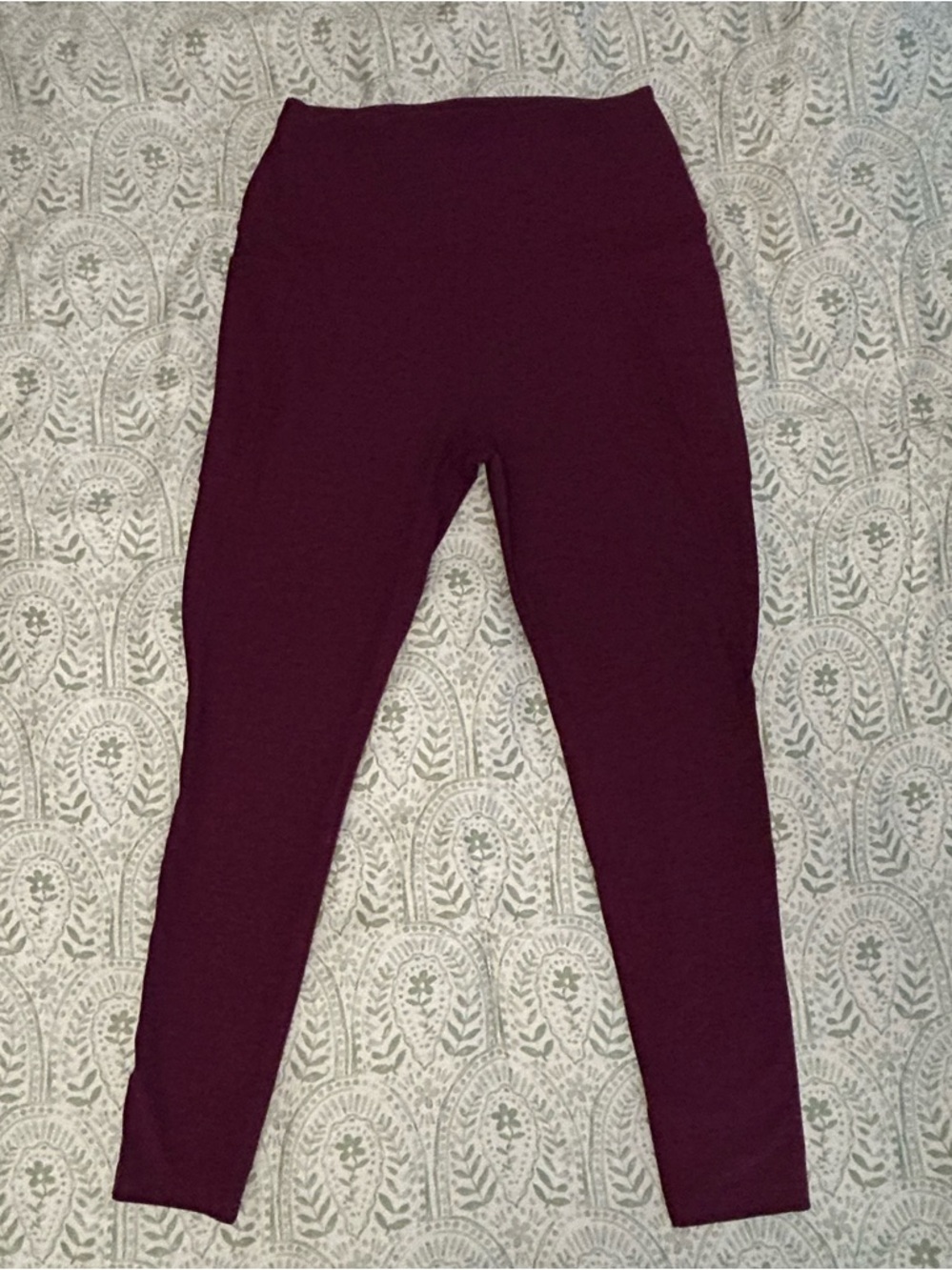 Beyond Yoga spaced leggings in Large - Picture 2 of 7